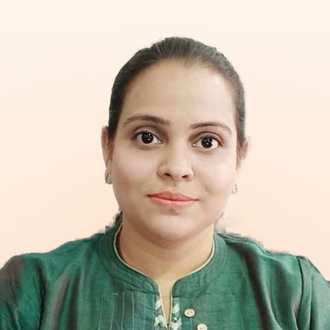 Vrushali Patil, Principal