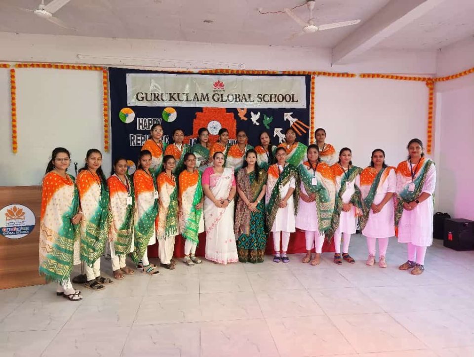Teachers in tricolour stoles
