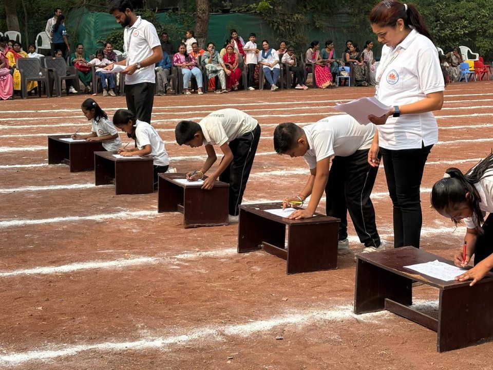 Judges at the finish of the bench race