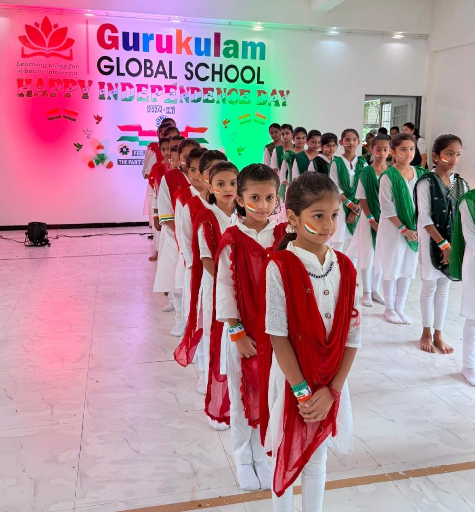 The march past in the hall