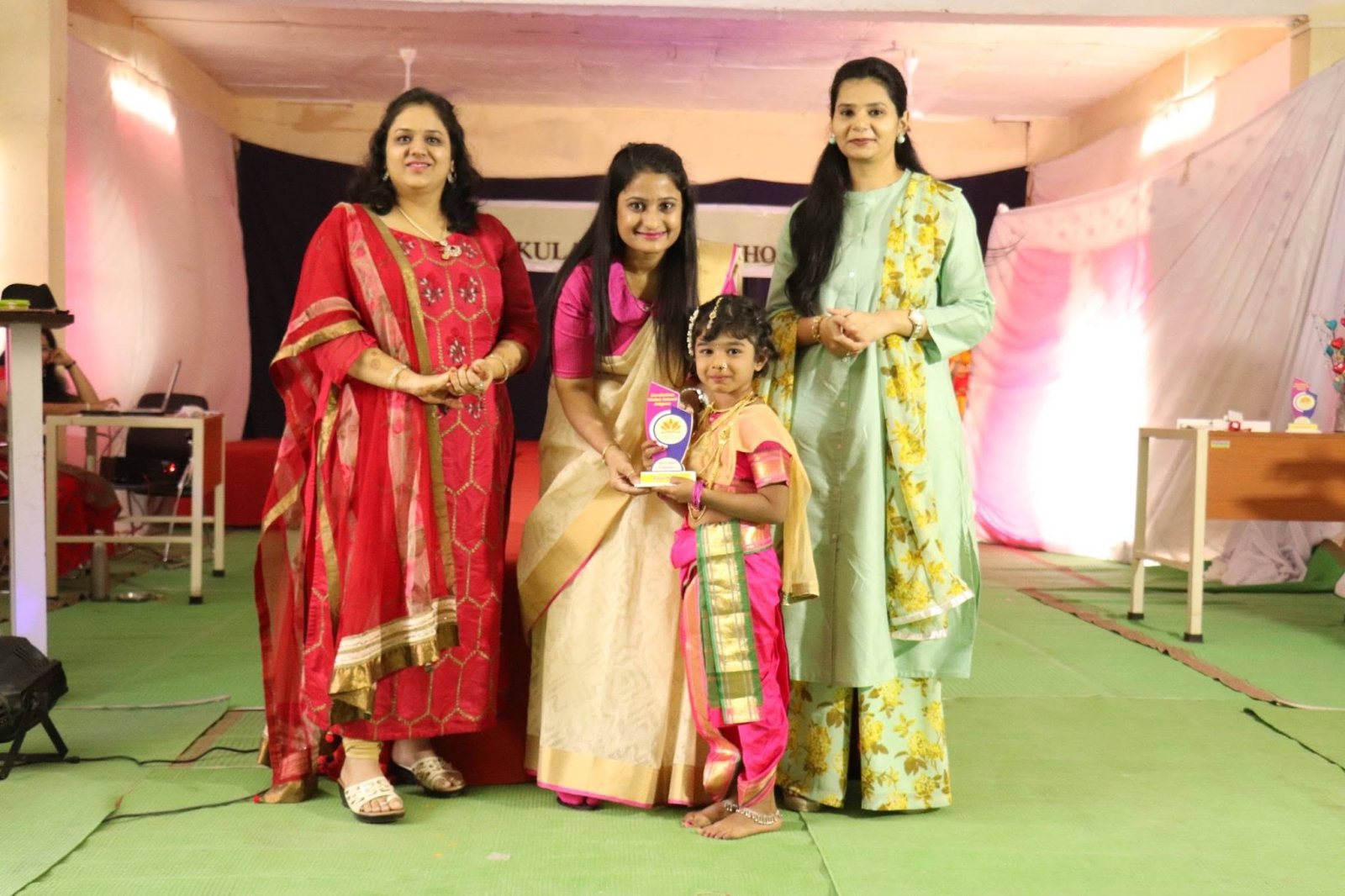 A guest with a young prize winner